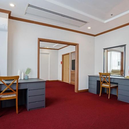 גאוז'ה Hotel Homefourest מראה חיצוני תמונה
